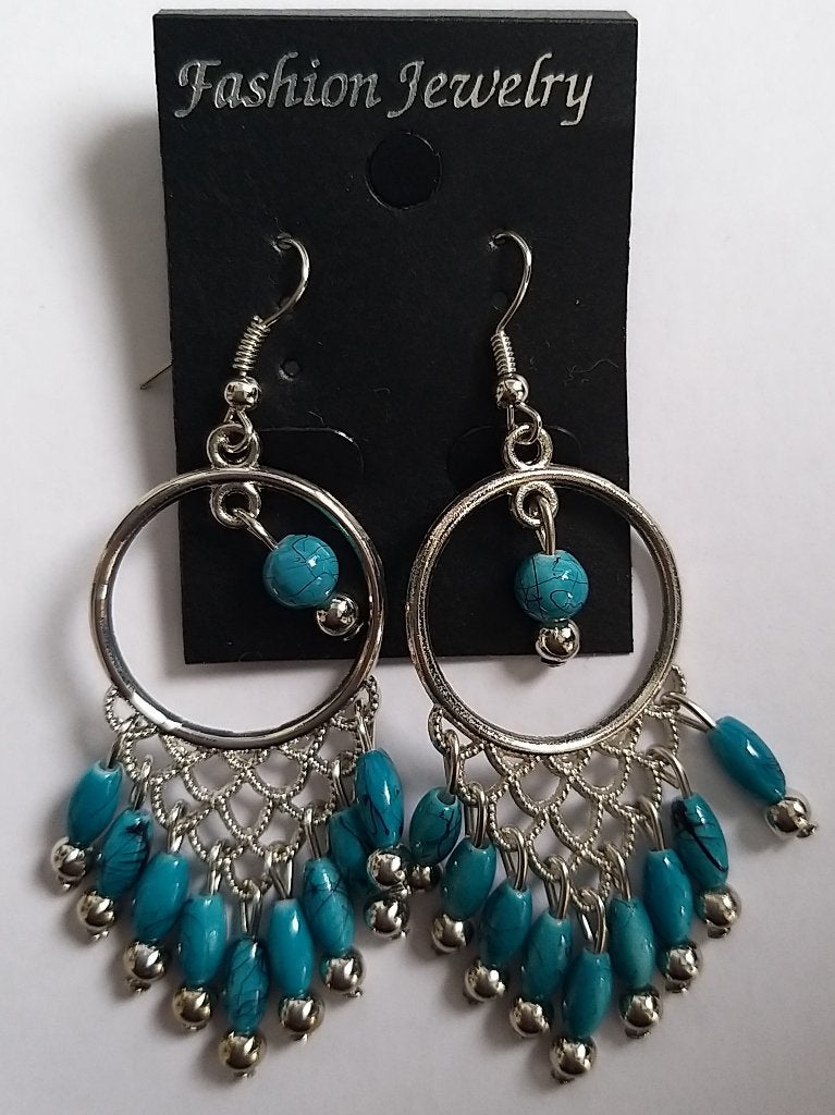 Zilverkleurige turquoise kraaltjes hang oorbellen, Overige materialen, Hangers, Nieuw, Ophalen of Verzenden