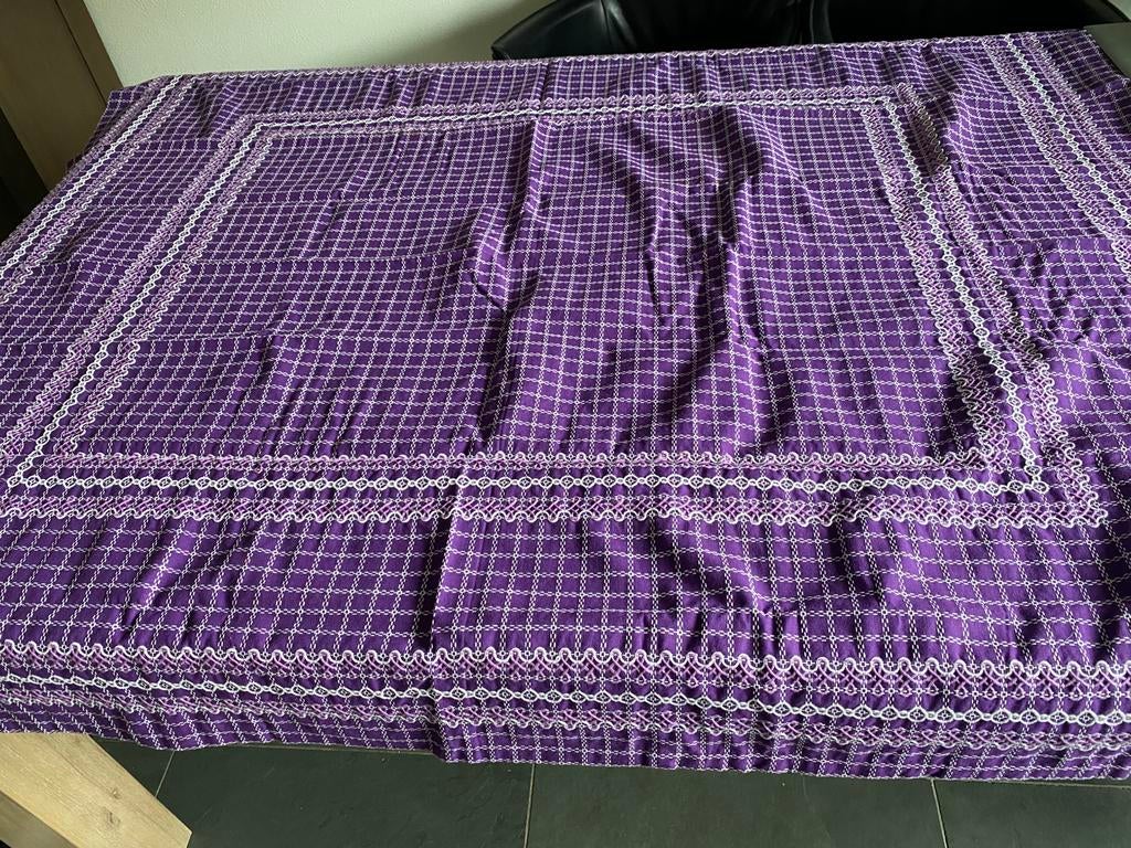 Tafelkleed vintage borduur paars, Ophalen of Verzenden, Zo goed als nieuw, Rechthoek