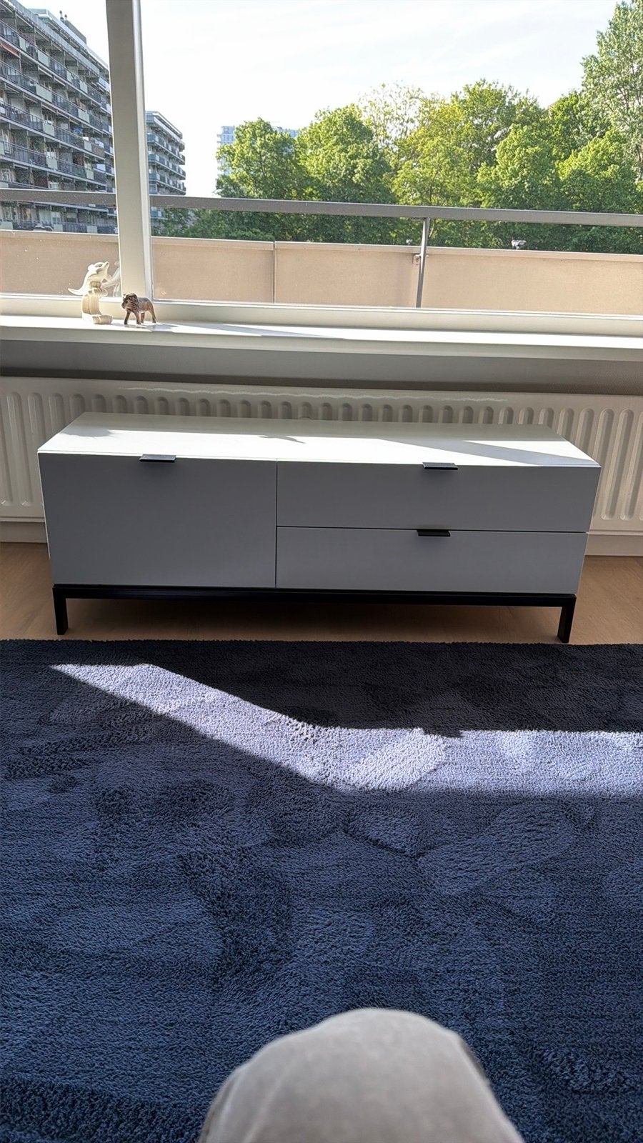 Modern lichtgrijs tv-meubel - 120x41x43 cm, Huis en Inrichting, Ophalen, Gebruikt, 100 tot 150 cm, Minder dan 100 cm