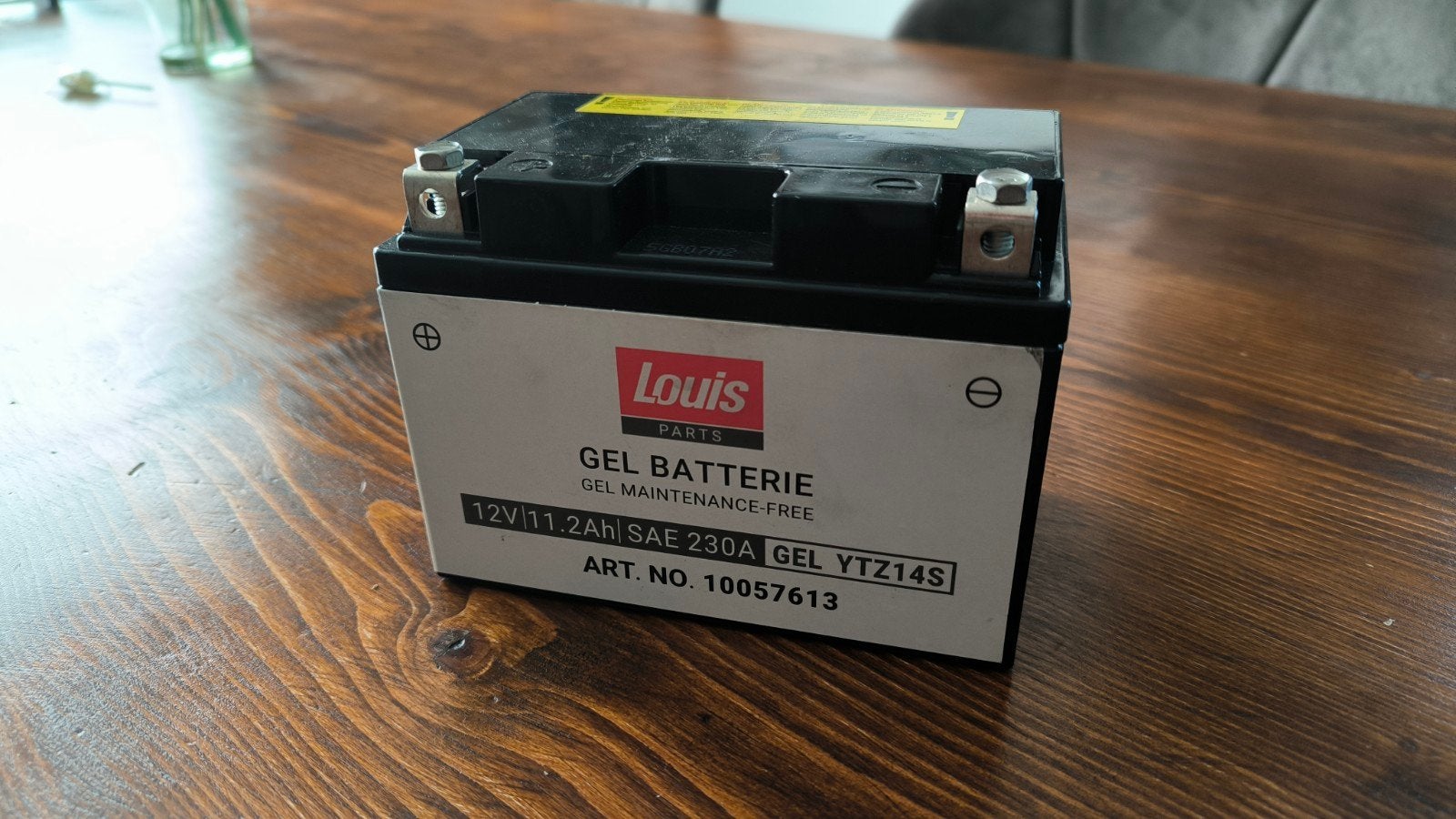 Nieuwe Gel Accu YTZ14S, Ophalen