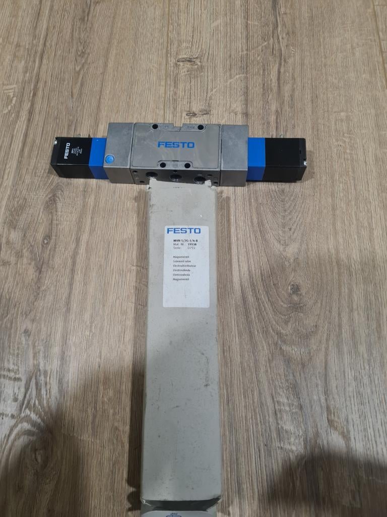 Festo magneetventiel. Nieuw, nooit gebruikt !, Nieuw, Ophalen of Verzenden, Minder dan 200 liter/min, Olievrij