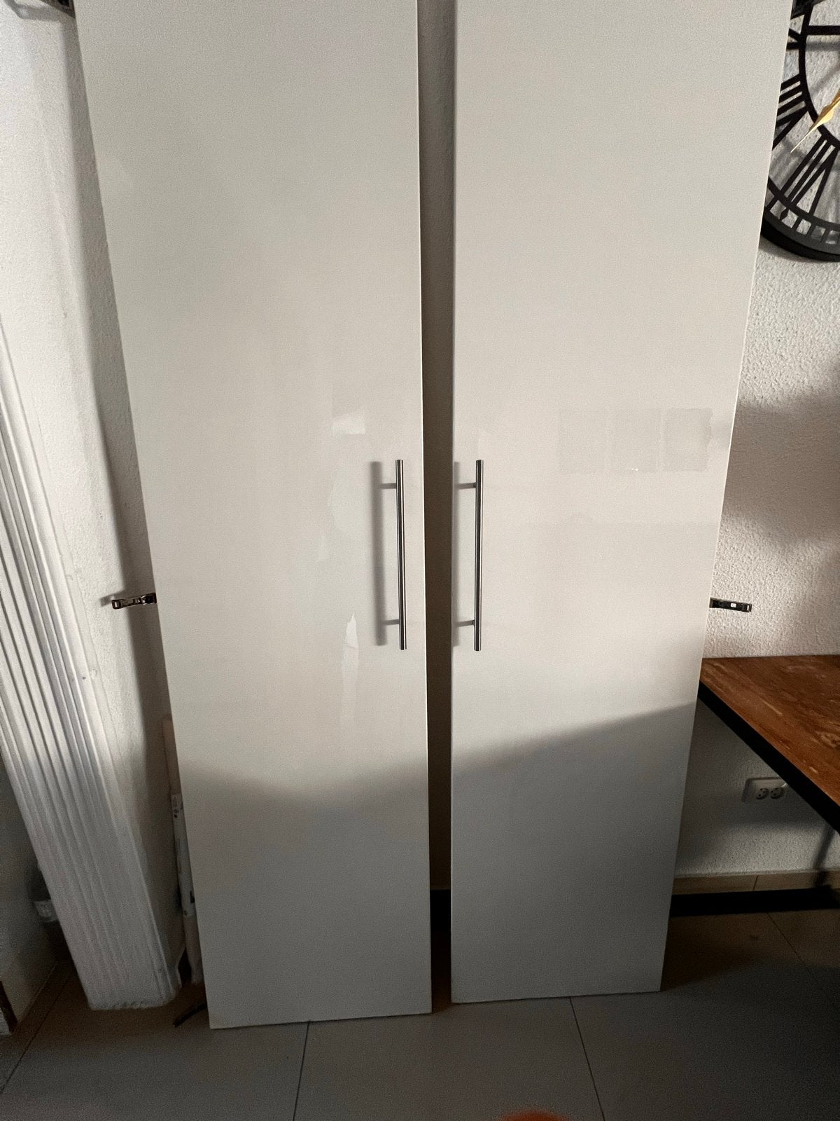Witte hoogglans kastdeuren (2 stuks), Ophalen, Overige materialen, Gebruikt, 200 cm of meer