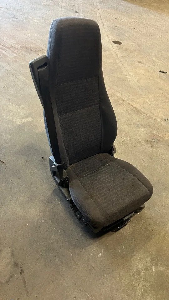 Scania Luchtgeveerde bijrijderstoel, Gebruikt, Scania, Interieur en Bekleding