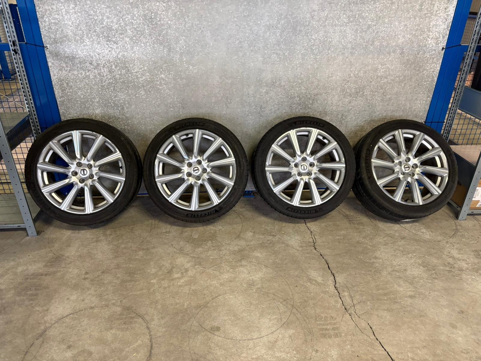 19'' 10-Spoke - S60/V60 - Michelin Pilot Sport 4 - 255/40 R1, Auto-onderdelen, Banden en Velgen