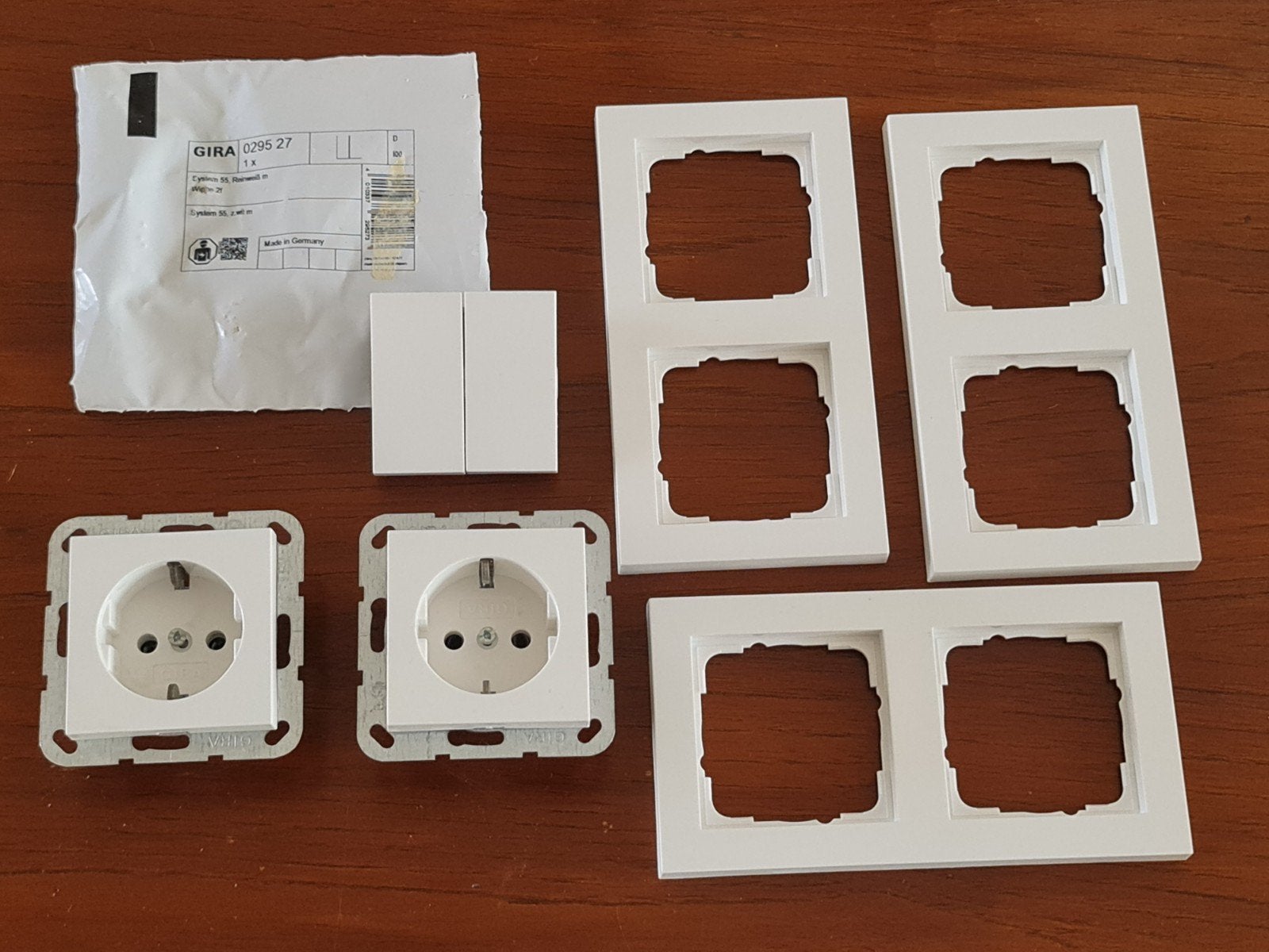 Gira Systeem 55, Ophalen of Verzenden, Nieuw, Gira, Stopcontact