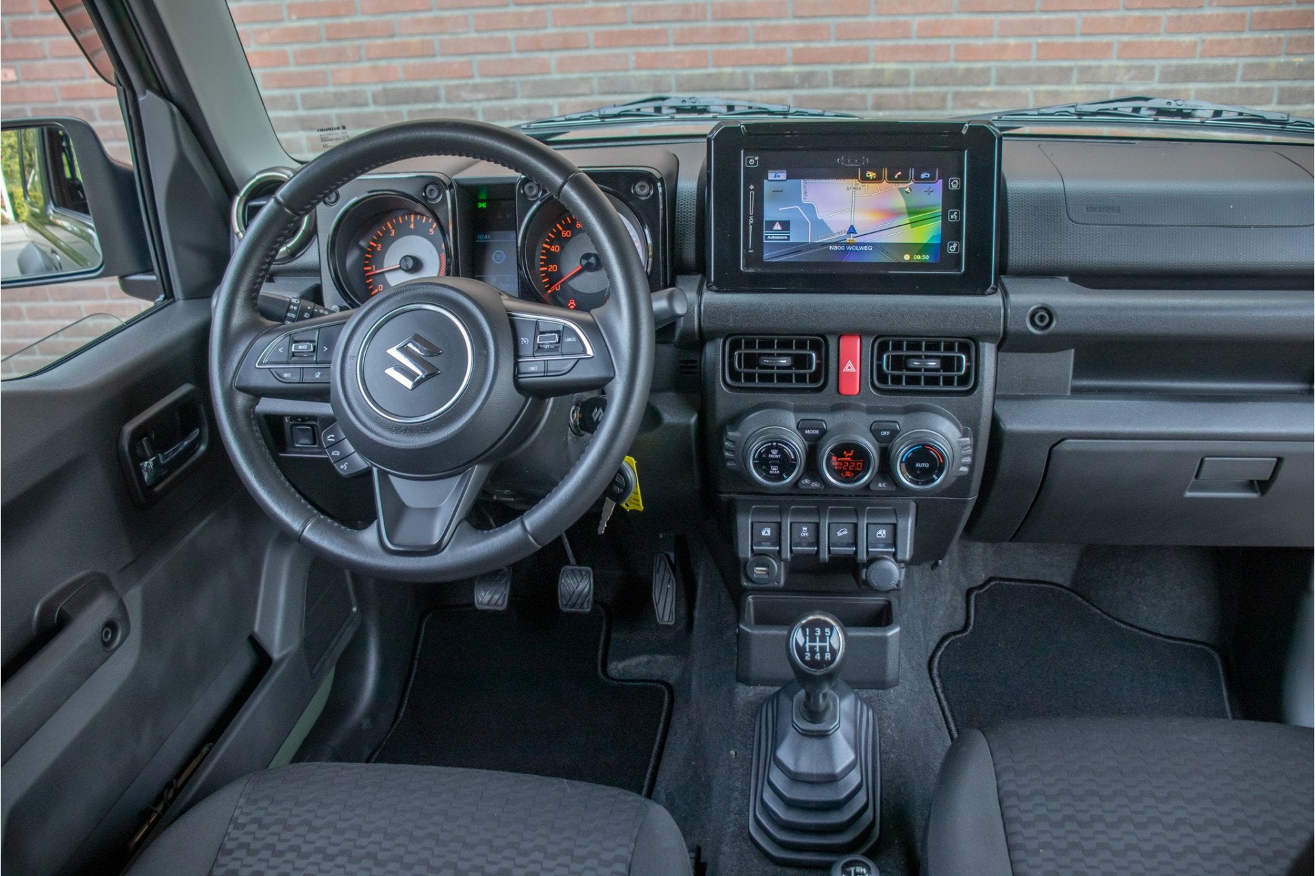 Suzuki Jimny 1.5 Allgrip Stijl, Stoelverwarming, Carplay, Fu, Gebruikt, Euro 6, 4 cilinders, 4 stoelen