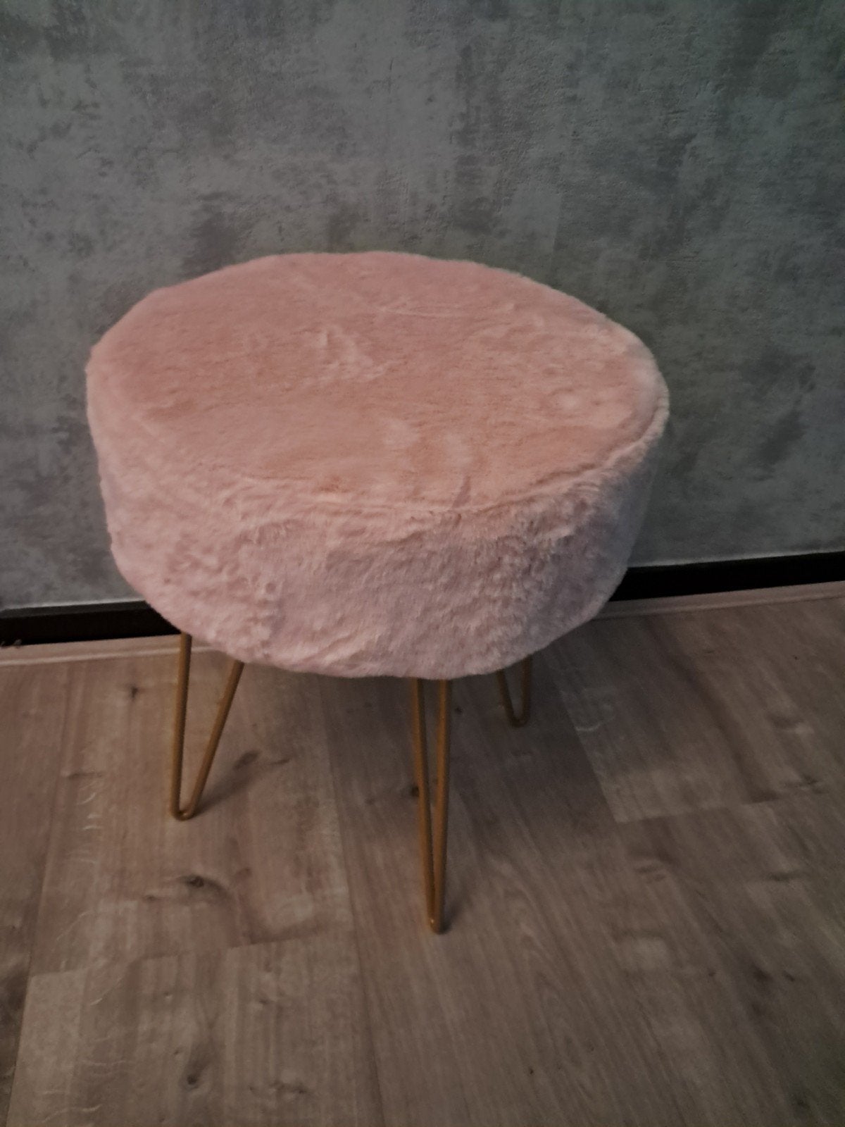 Roze krukje met goudkleurige pootjes, Ophalen, Nieuw, Overige materialen