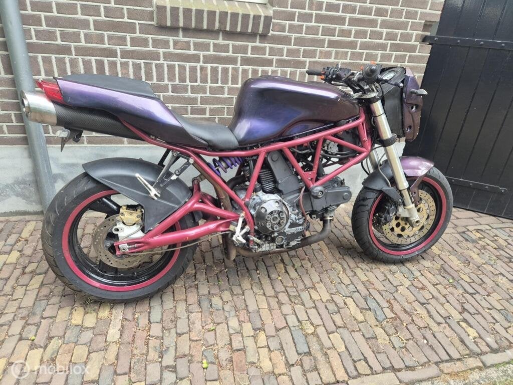Motorblok tangentiale uitlaat achterbrug SS Supersport 900, Gebruikt, Factorystore.service@ducati.com, Ophalen of Verzenden, Via Antonio Cavalieri Ducati, 74/5, 74/6, 40132 Bologna BO