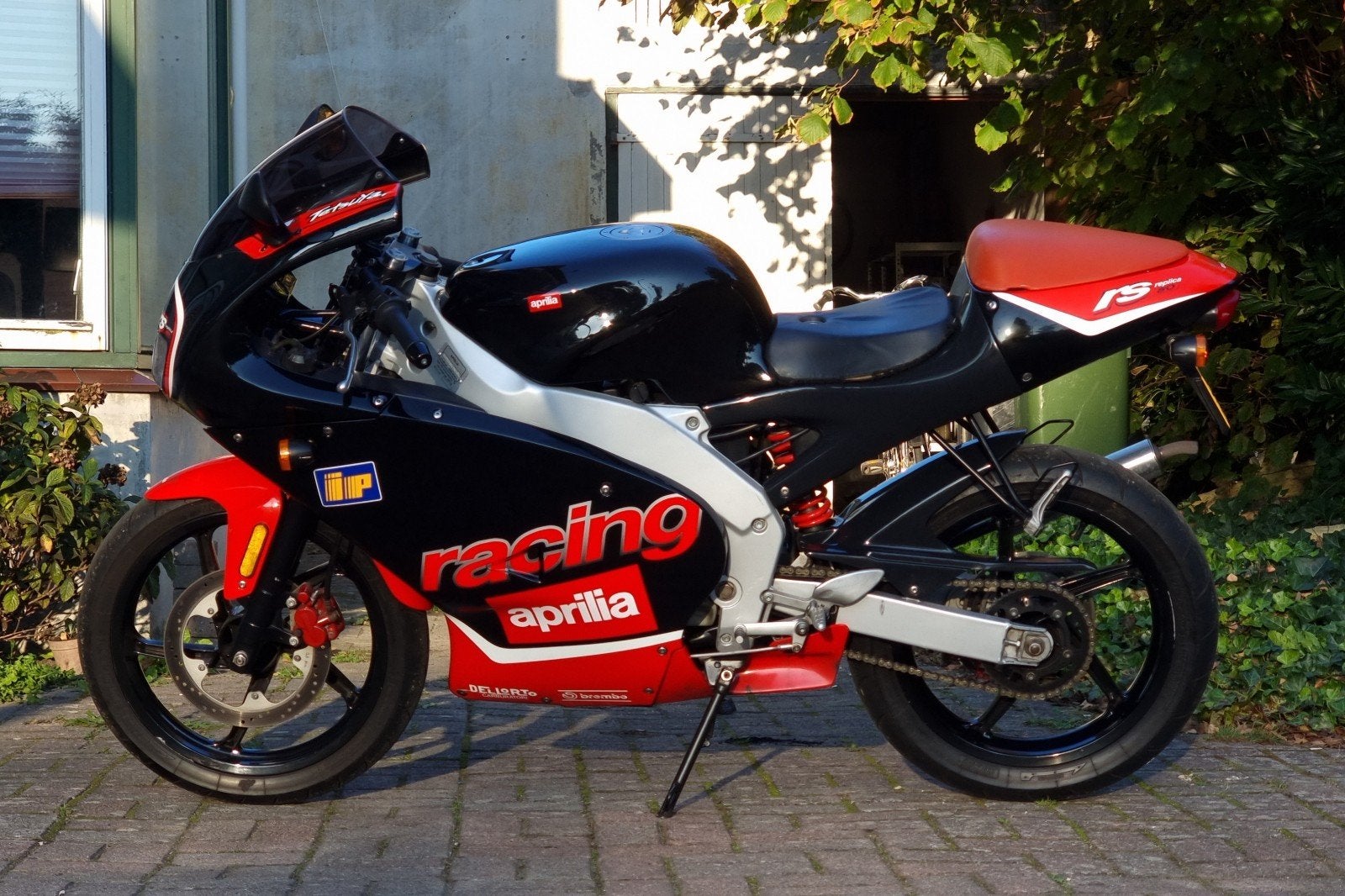 Aprilia RS50 Tetsuya Harada Black | Zeer goede staat, Ophalen, Gebruikt, Maximaal 45 km/u, 77 cc