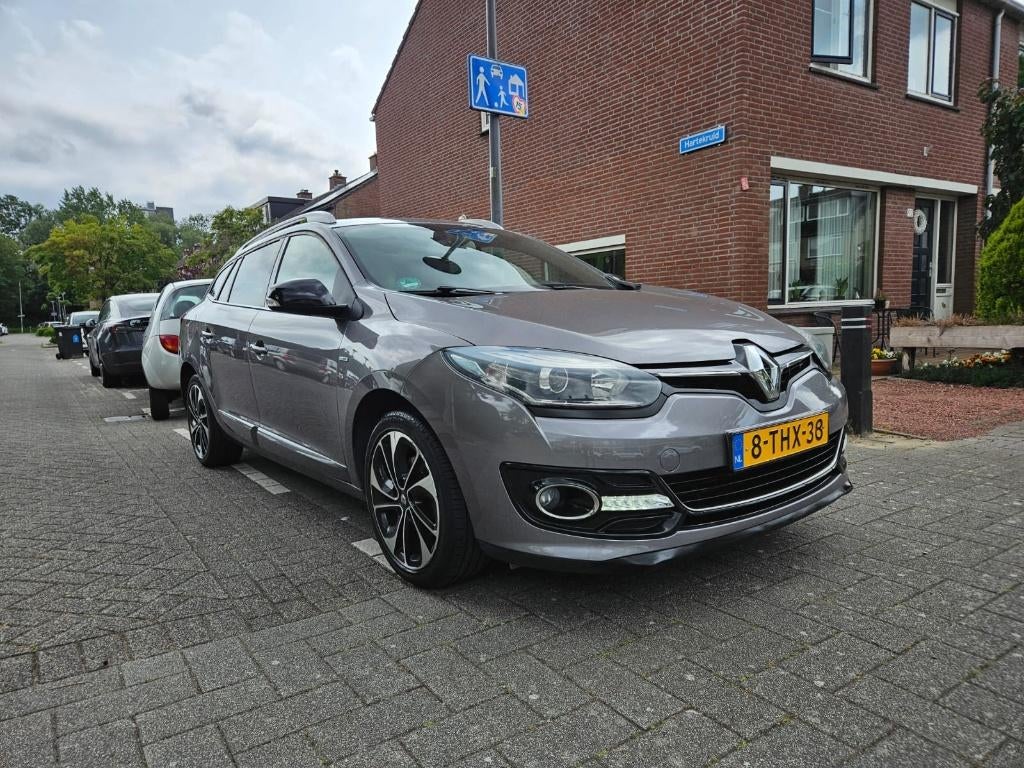 Renault Mégane 1.2 TCE GT-line BOSE/Airco/Navi/Cruise/Led, Auto's, 4 cilinders, Origineel Nederlands, Stationwagon, Handgeschakeld