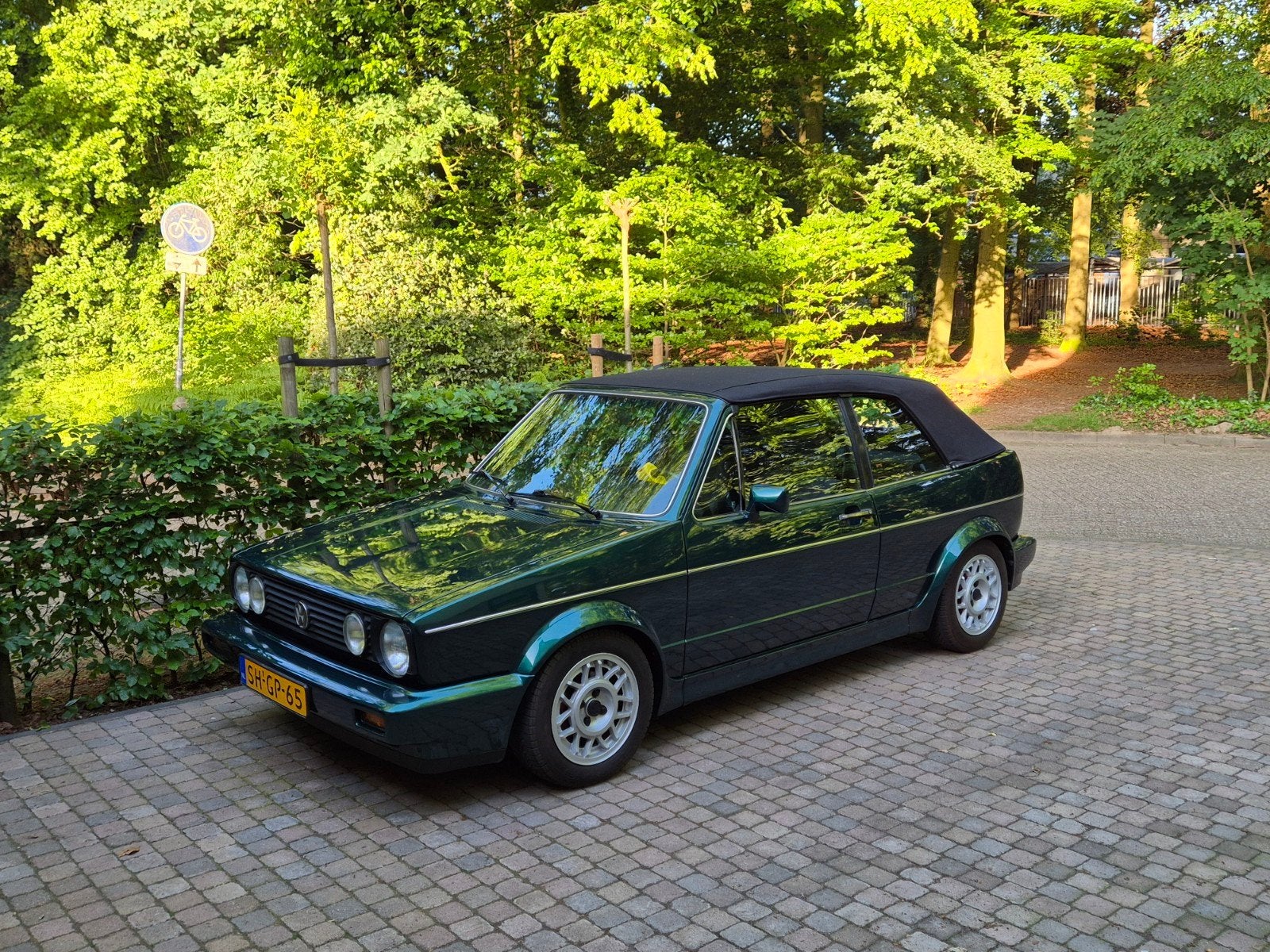 Volkswagen golf 1 cabriolet 1980 Groen, Auto's, 960 kg, Handgeschakeld, Particulier, Geïmporteerd