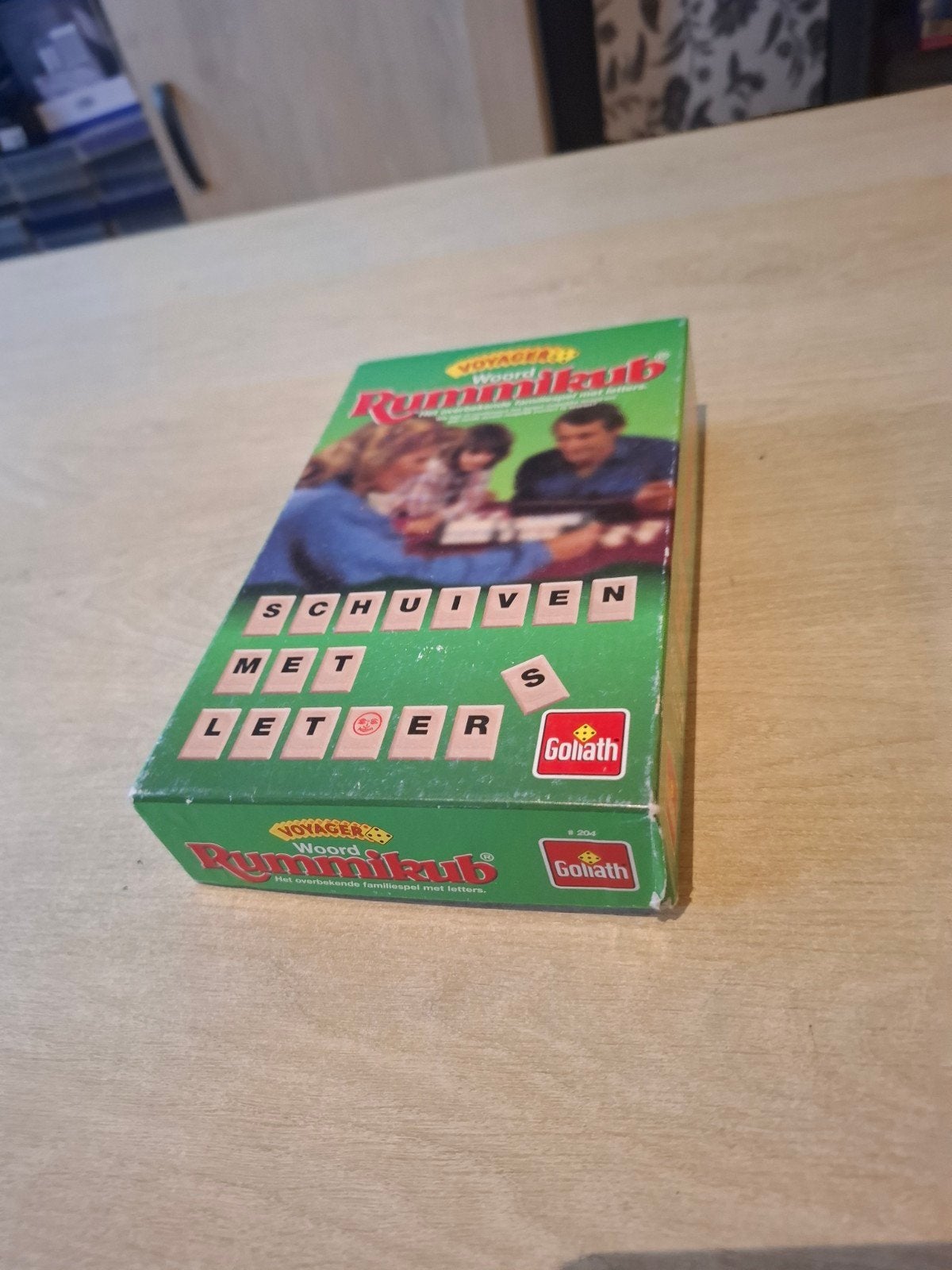 Woord Rummikub - Het vermakelijke familiespel met letters, Gebruikt, Ophalen of Verzenden, Drie of vier spelers, Postbus 200, 2980 AE Ridderkerk, Nederland