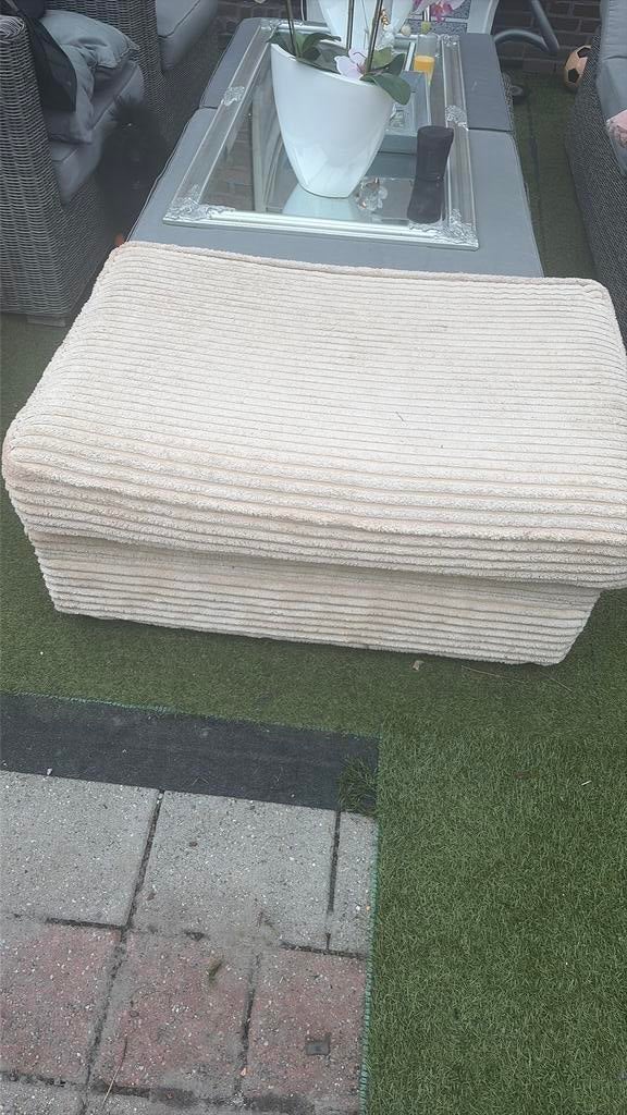 Hocker / poef, 2 zitplaatsen, Hocker, Ophalen of Verzenden, Zo goed als nieuw