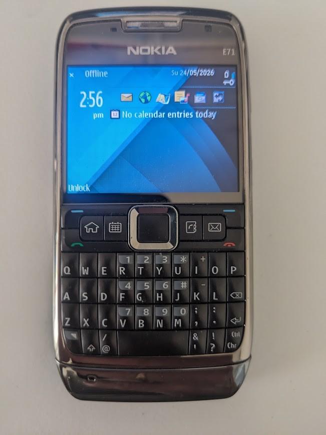 mobiele telefoon nokia E71, zilver,  oplader en handleiding, Gebruikt, Overige modellen, Geen camera, Fysiek toetsenbord
