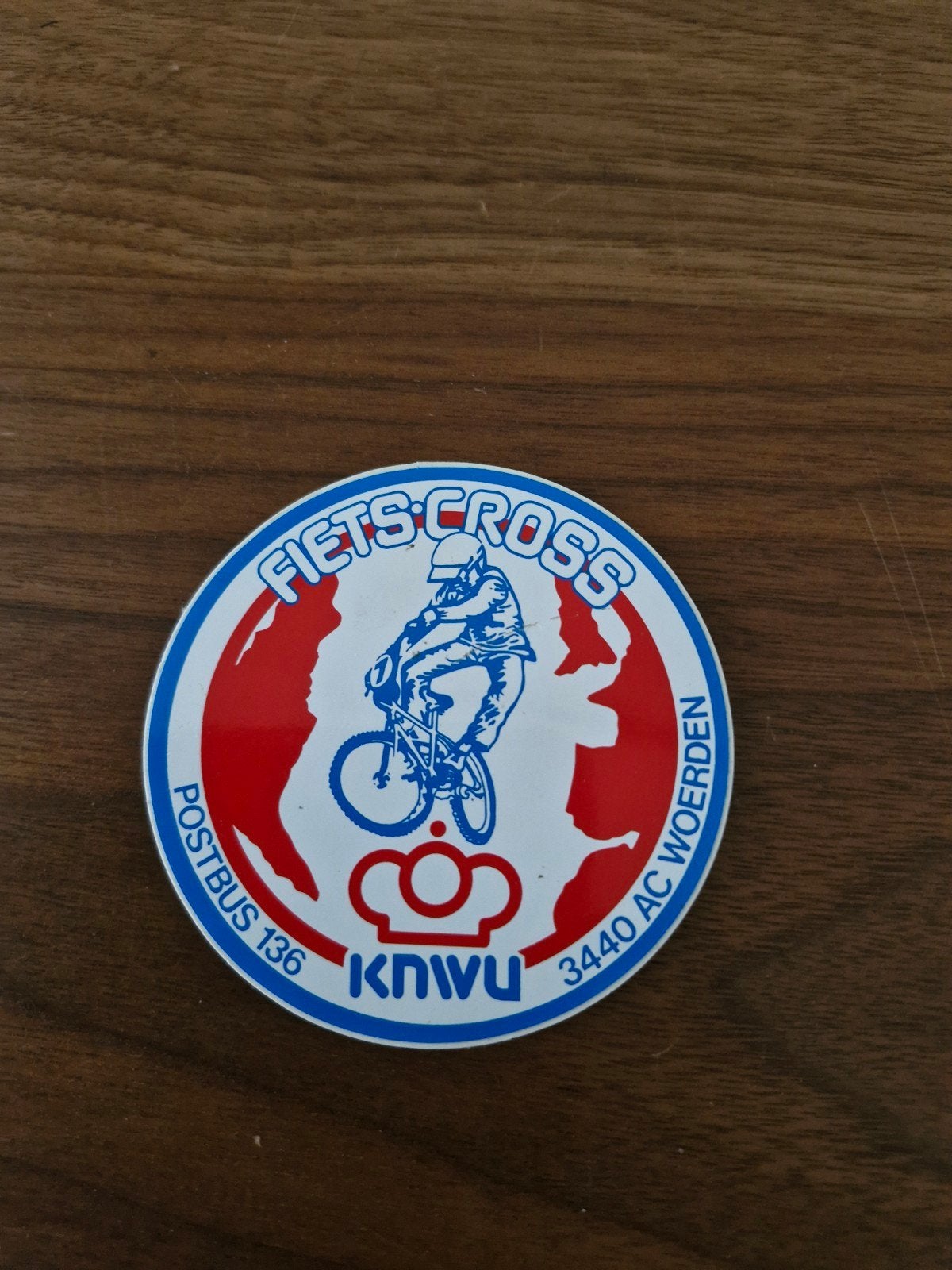 044 Vintage Fiets Cross Sticker KNWU Woerden, Verzamelen, Ophalen of Verzenden, Zo goed als nieuw, Sport