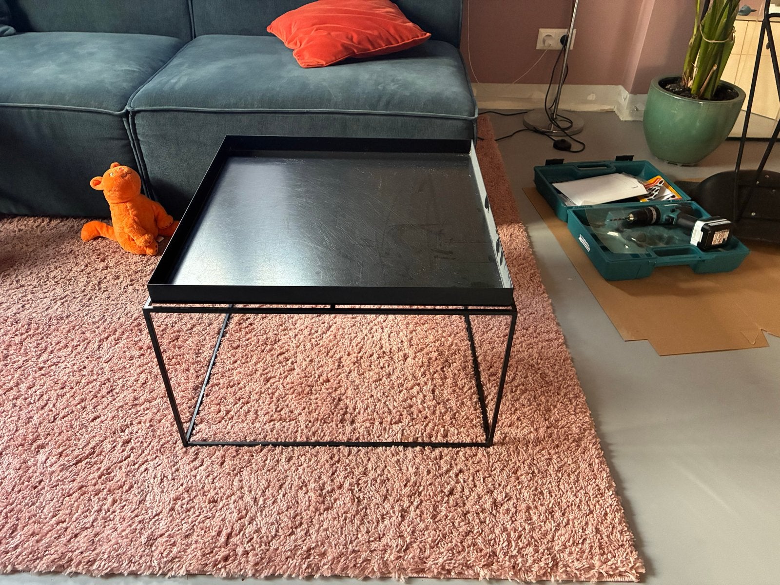 HAY Tray Table Salontafel zwart, Ophalen, 50 – 75, Gebruikt, 50 tot 100 cm