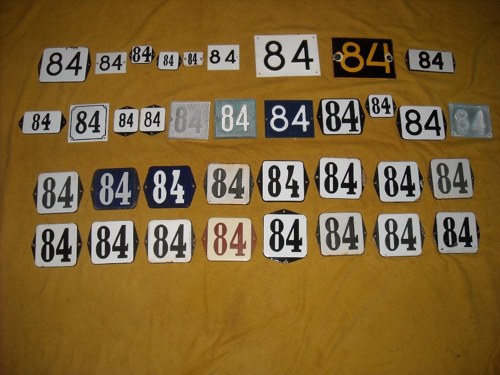 oud emaille huisnummer 84 ook 85 86 87 88 89 90 91 92 93 94, Ophalen of Verzenden