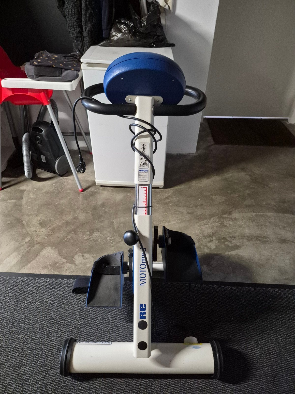 MOTOmed viva2 Revalidatie Trainer, Ophalen, Gebruikt, Armen, Metaal
