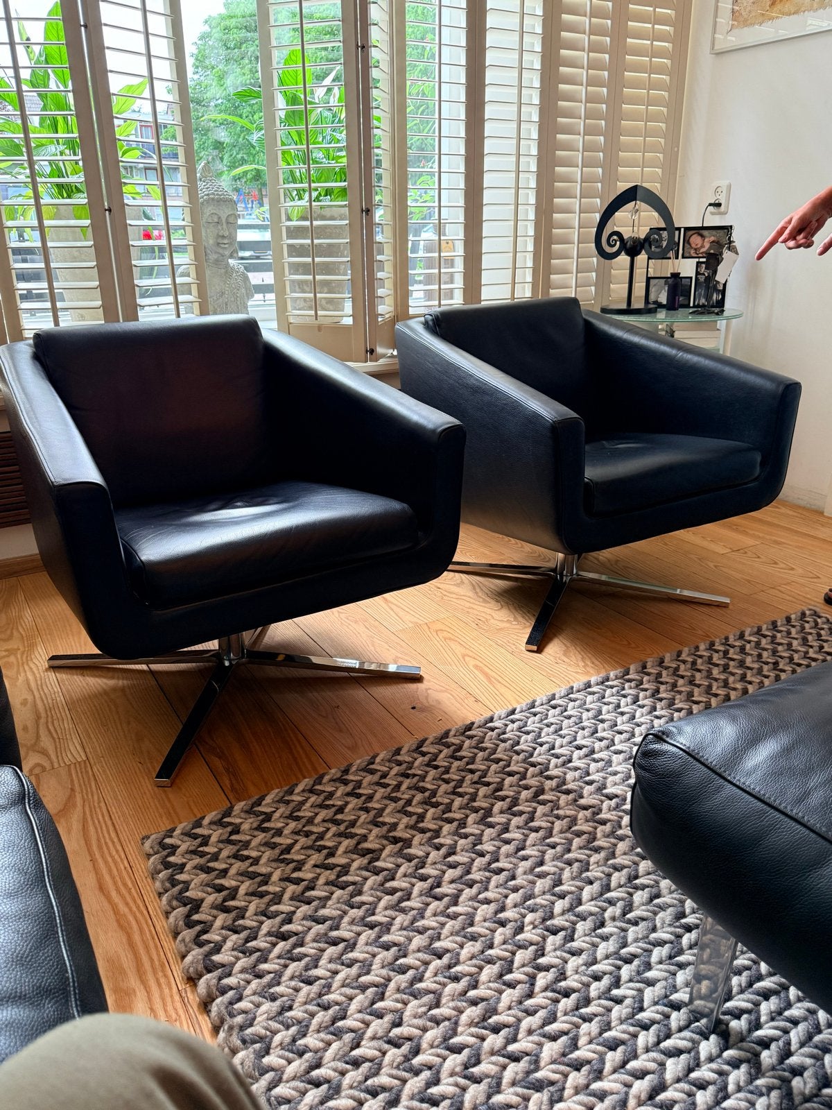 Twee zwarte FSM PAVO fauteuils, Gebruikt, Twee, Zwart, Leer