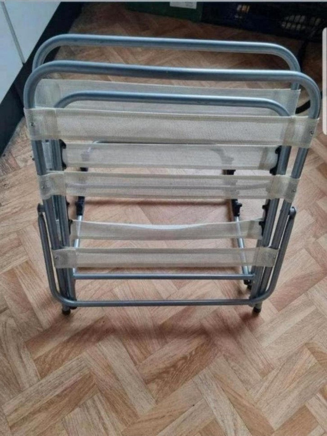 2 stuks Handige verstelbare steun voor in bed bieden, Ophalen, Gebruikt, Hout