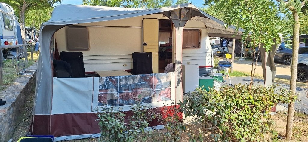 Home-Car Racer 45 Spirit (bouwjaar 2002), Home-car, Rondzit, Frans bed, Particulier