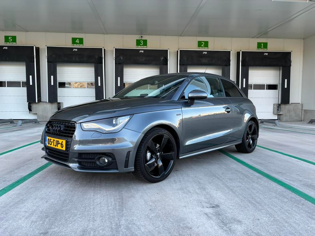 Audi A1 1.2 Tfsi 63KW 2012 Grijs, Voorwielaandrijving, Euro 5, A1, Zwart