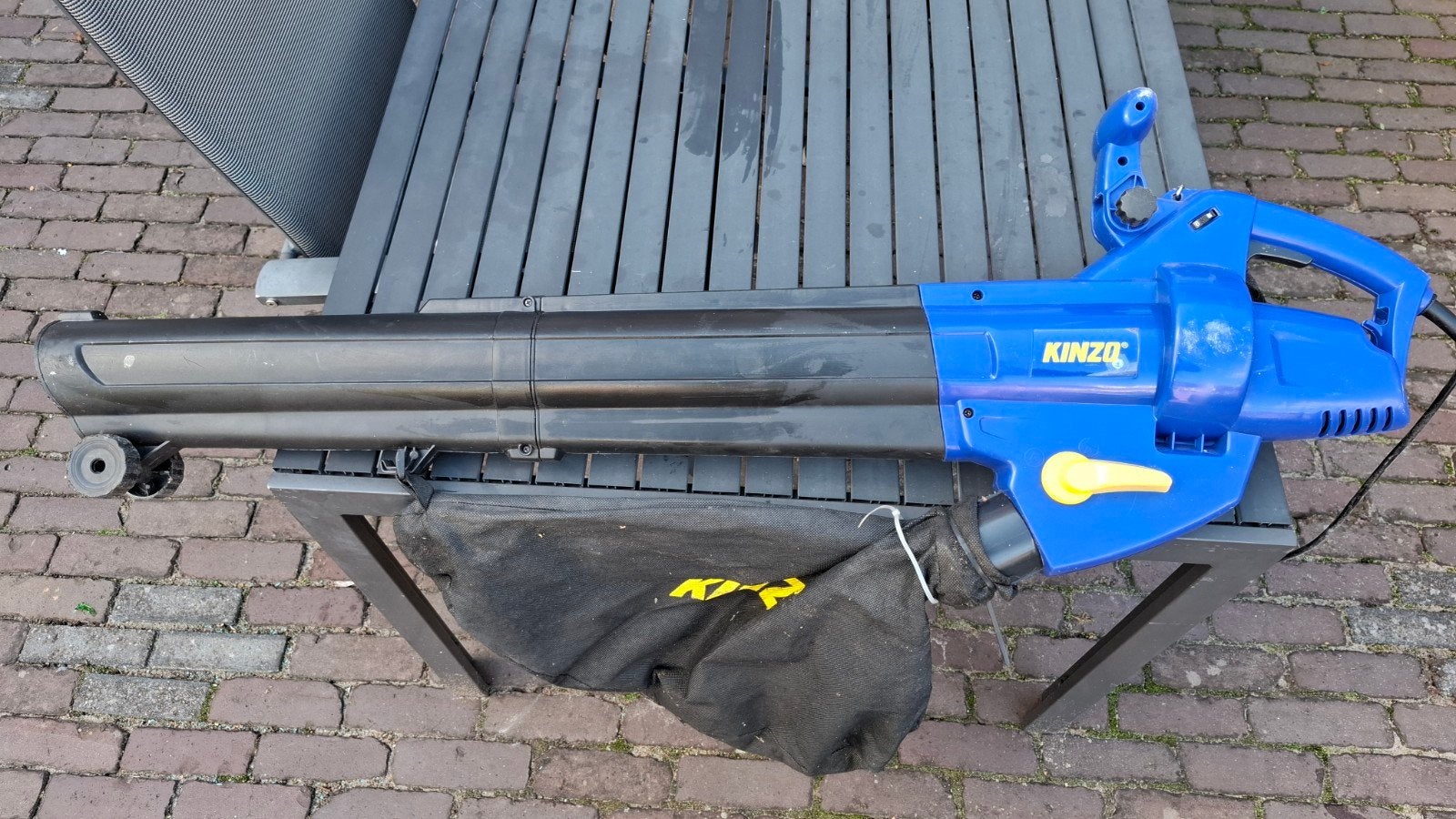 Kinzo 3-in-1 Bladblazer, Bladzuiger en Versnipperaar, Ophalen, Gebruikt, Met opvangzak, Handgedragen