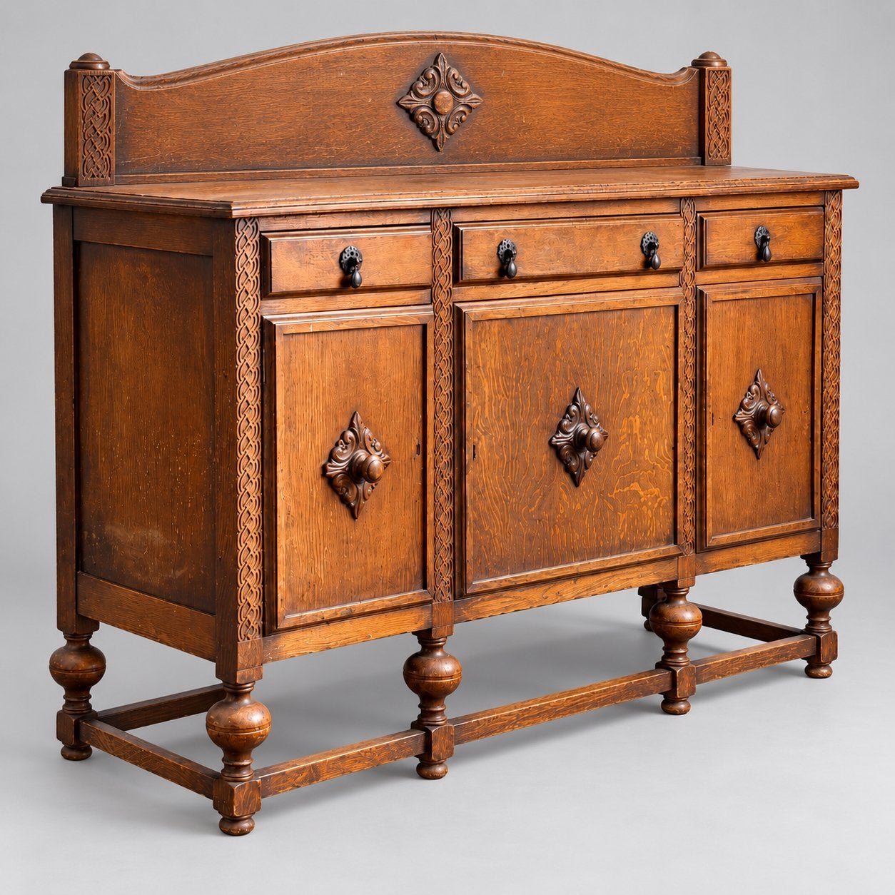 Antiek eiken dressoir met lichte beschadigingen, Ophalen