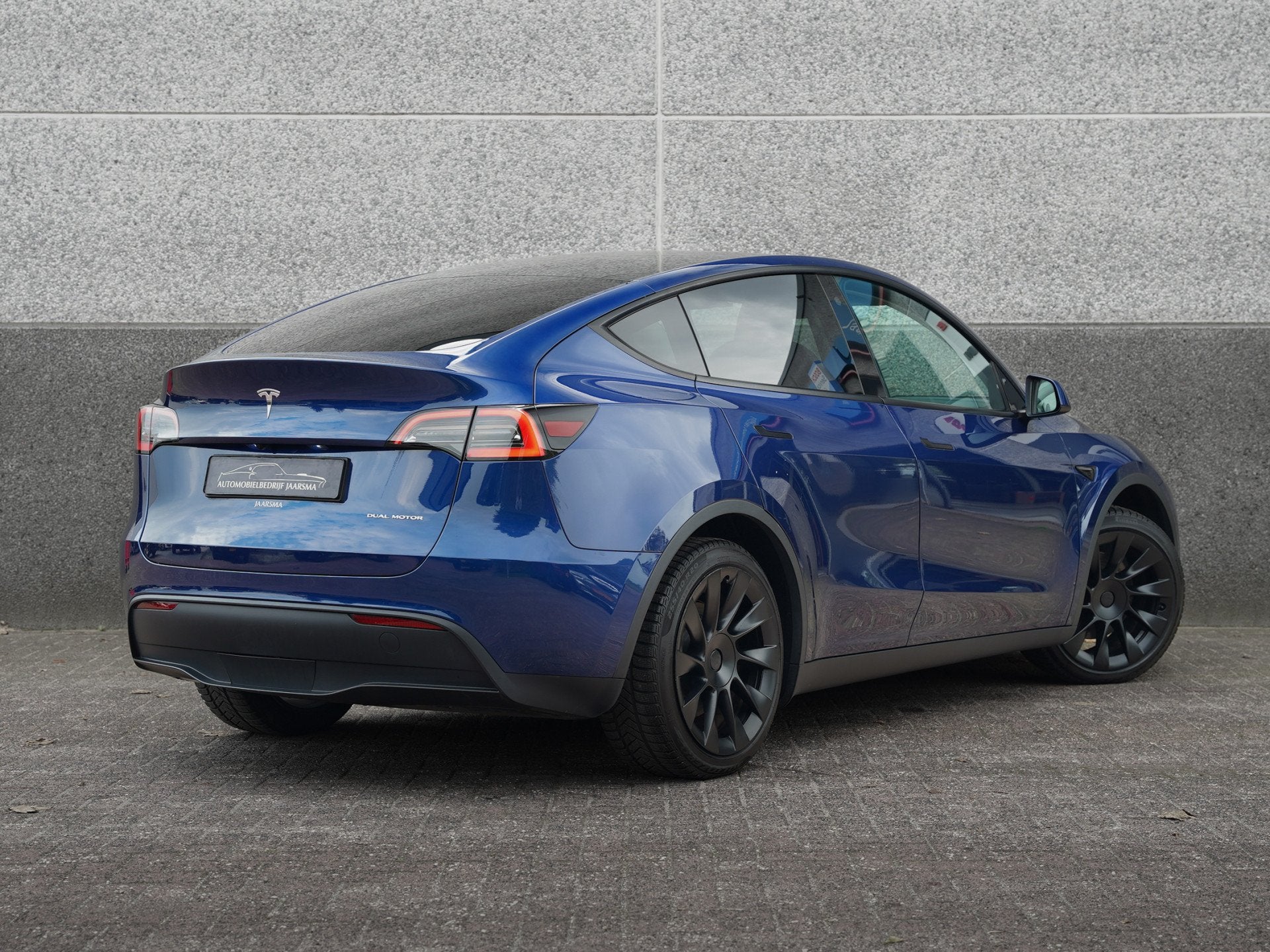 Tesla Model Y Long Range AWD 75 kWh | Afneembare Trekhaak |, Auto's, Gebruikt, Zwart, Blauw, Vierwielaandrijving