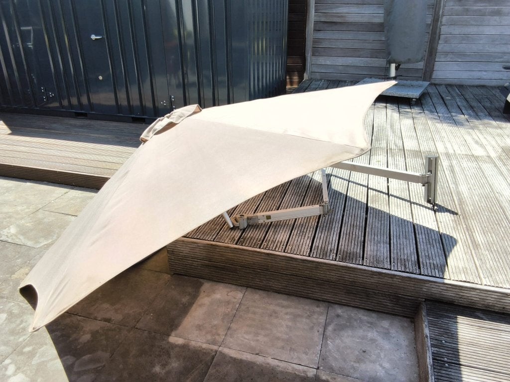 Foto 4 van Zweefparasol