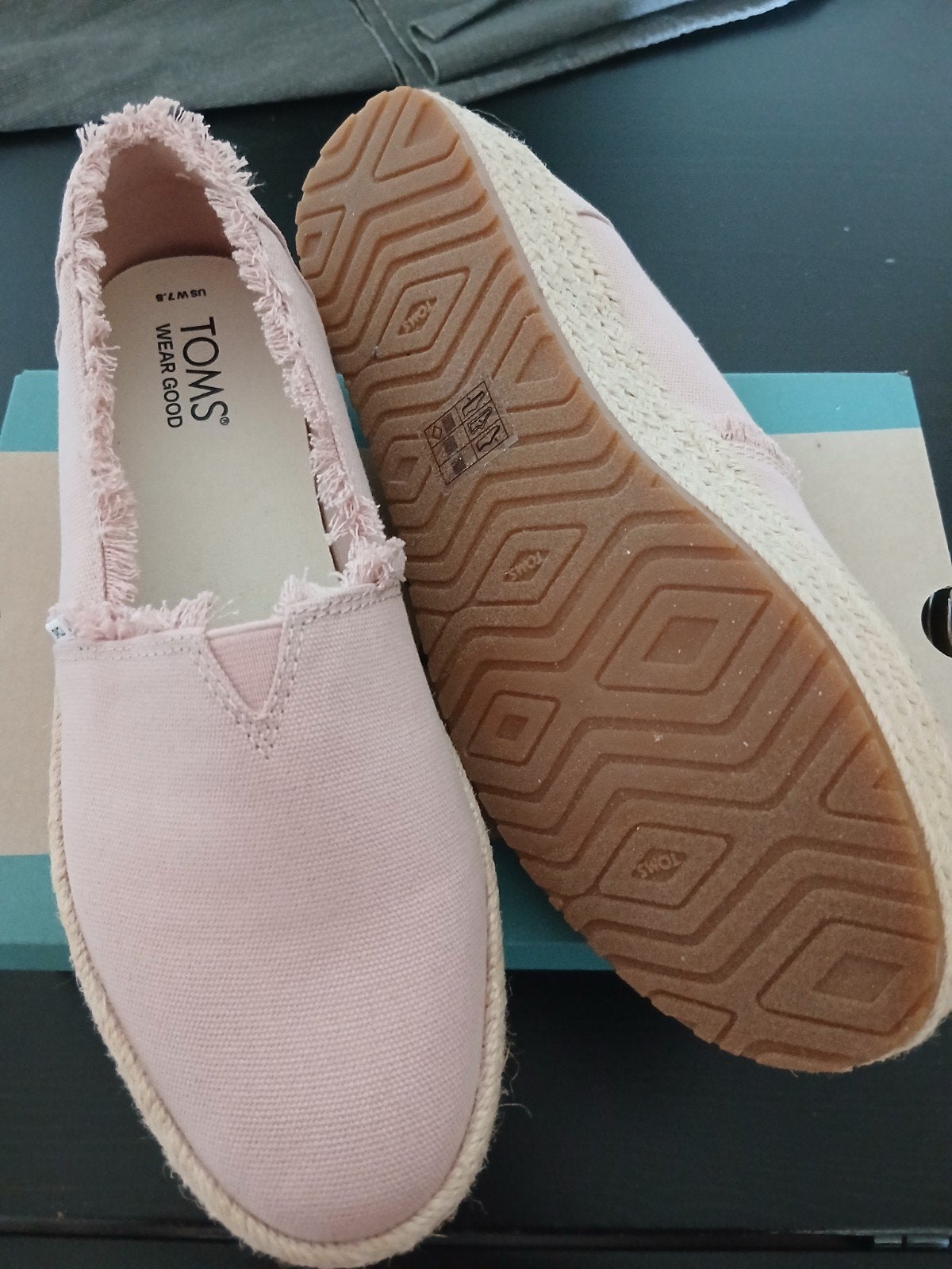 Nieuwe Roze TOMS Valencia Espadrilles Maat 38, Kleding | Dames, Schoenen, Nieuw, Ophalen of Verzenden, TOMS, Espadrilles of Moccasins