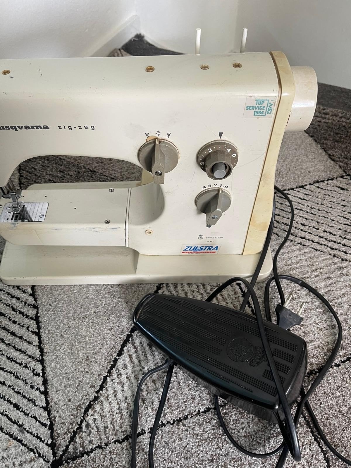 Husqvarna Zig-Zag Naaimachine - Vintage Model, Ophalen, Gebruikt, Naaimachine, Husqvarna