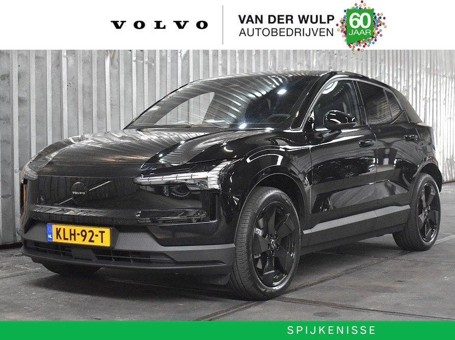 Volvo EX30 P5 Long Range 69kWh/272PK Plus Europa Black Editi