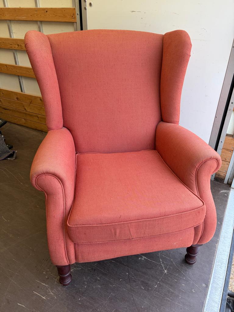 Comfortabele oorfauteuil in Engels model, stof, Ophalen, Zo goed als nieuw, Stof, 75 tot 100 cm