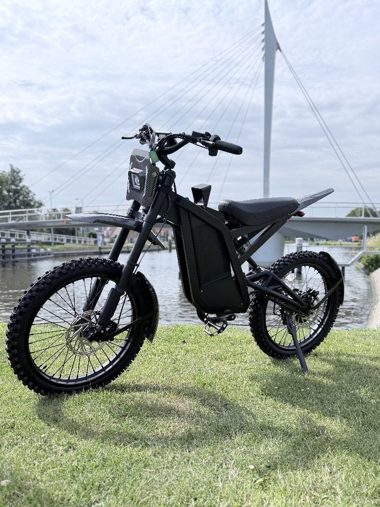 GT2000 - BLACK ON BLACK - NIEUW - BEZORGING MOGELIJK, 59 cm of meer, Ophalen of Verzenden, Nieuw, Overige merken