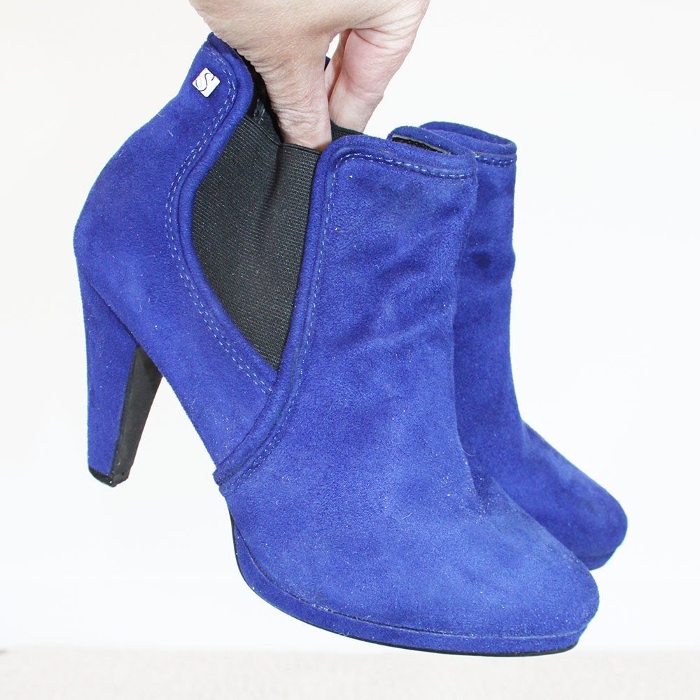 Mooie Blauw Suede S Laarsjes s3 (Maat 40) € 55,-, Kleding | Dames, Blauw, Lage of Enkellaarzen, Ophalen of Verzenden, Zo goed als nieuw