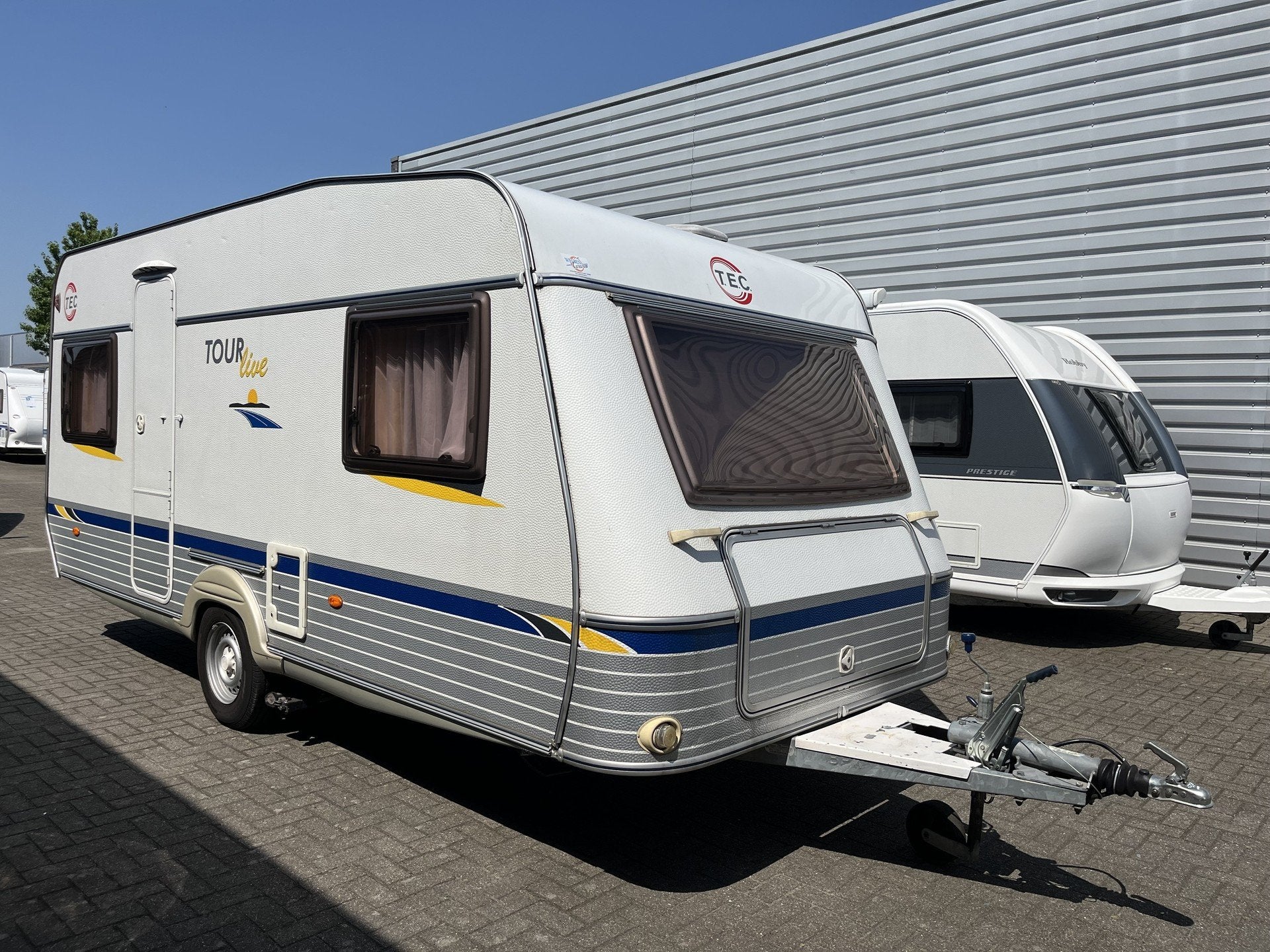 TEC 460 Tour met mover (bj 2005), Caravans en Kamperen, Schokbreker, T.E.C., Bedrijf, 4 tot 5 meter