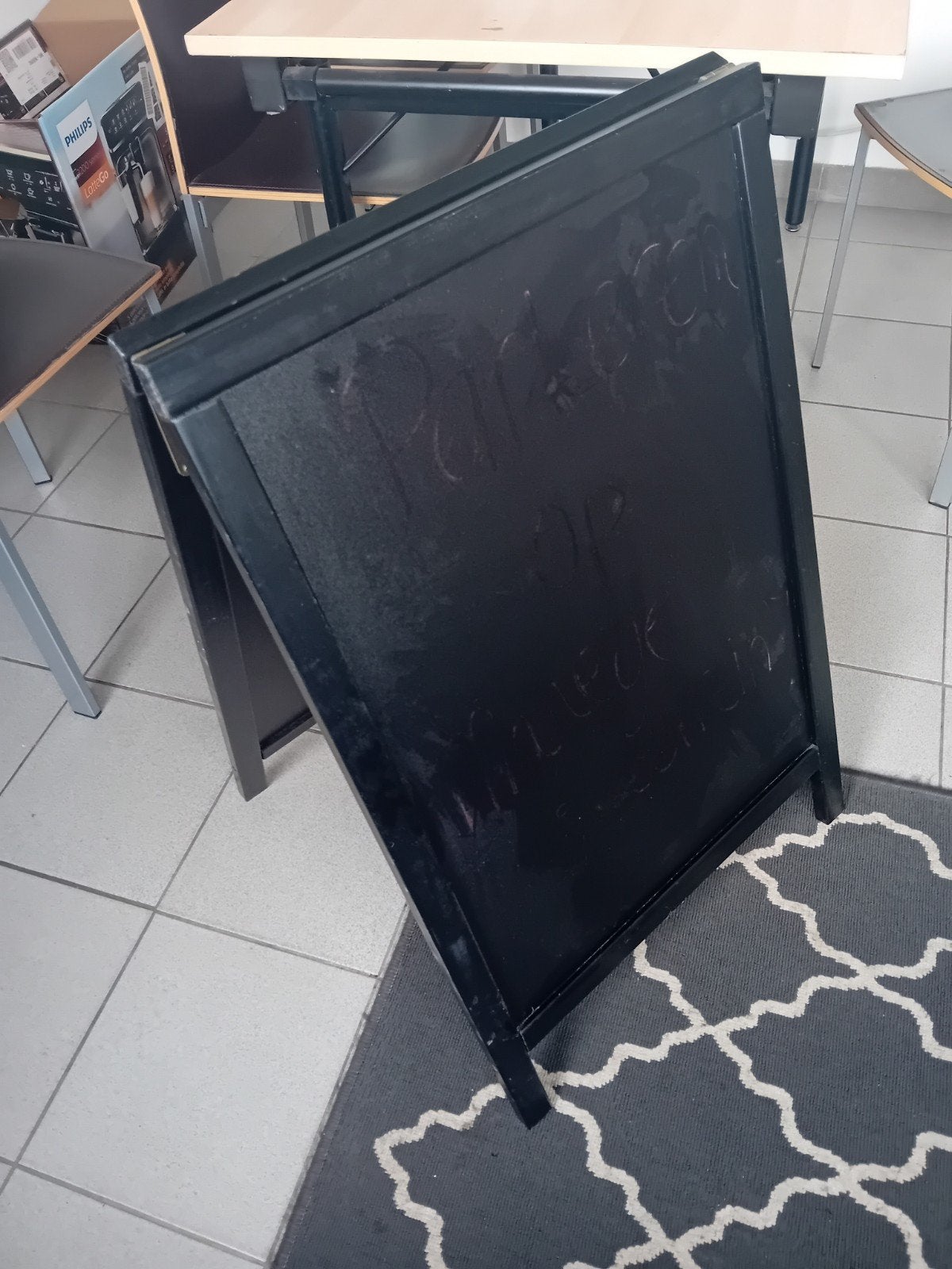 Zwart stoepbord / krijtbord, Ophalen