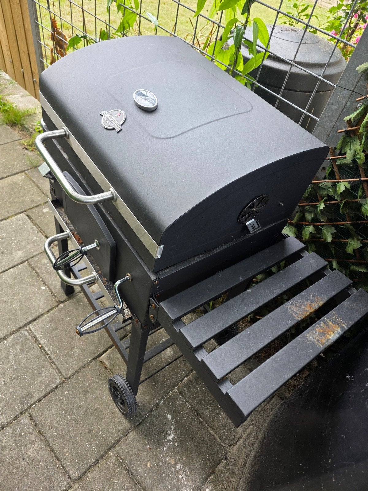 Jamestown Grill Houtskoolbarbecue met thermometer, Ophalen of Verzenden, Gebruikt, Jamestown Grill