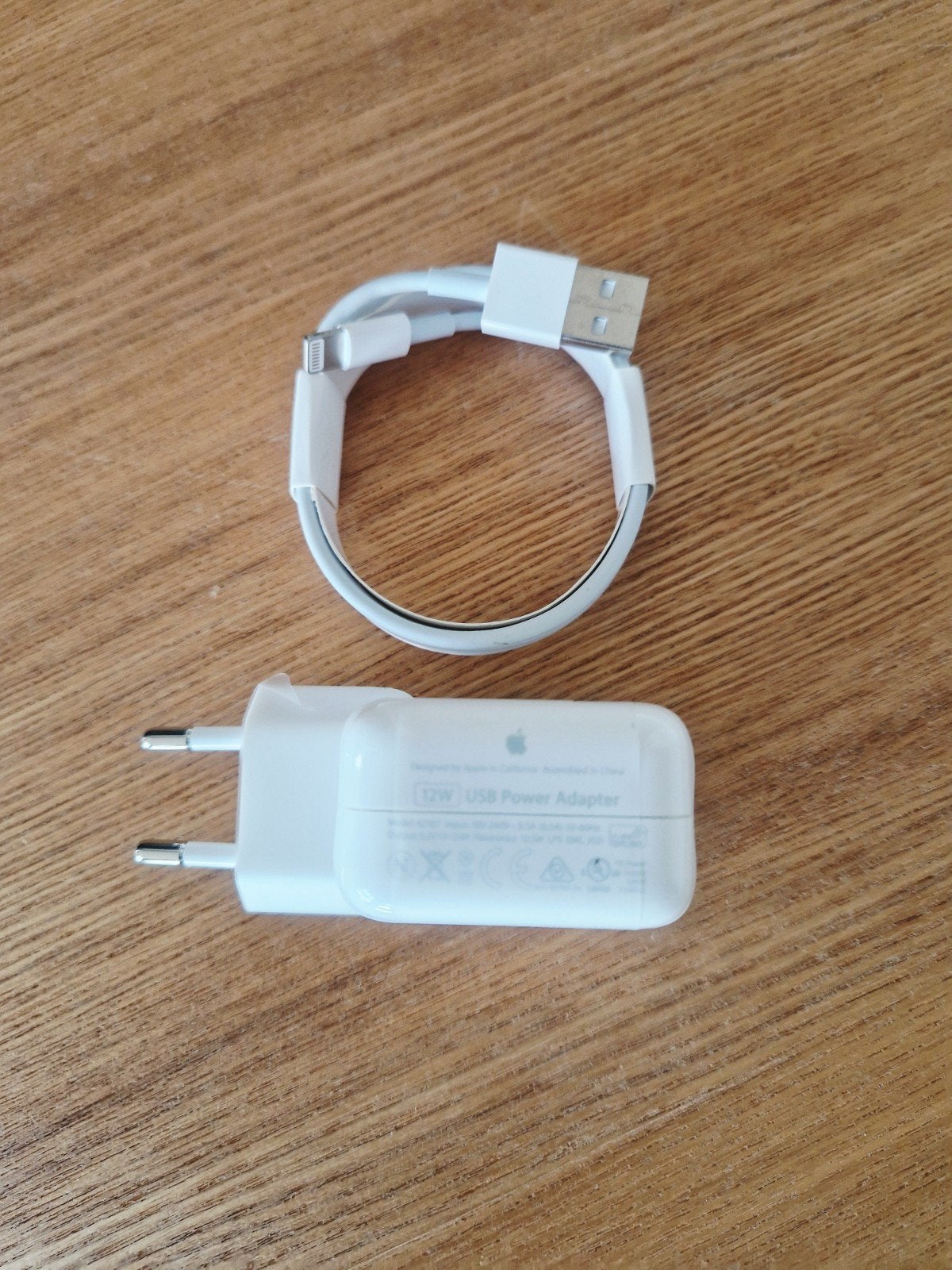 Originele Apple 12W USB Power Adapter met Lightning kabel, USB-A, Adapter, Nieuw, Apple