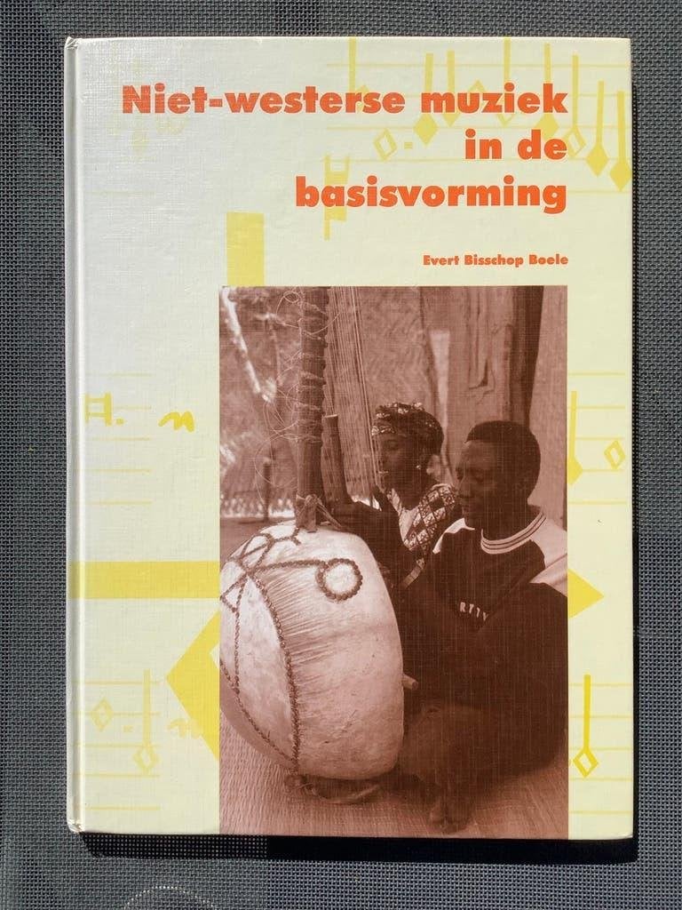 Muziek uit Afrika, Amerika, Arabië, Cariben, India, Turkije, Boeken, Muziek, Ophalen of Verzenden, Zo goed als nieuw, Overige onderwerpen