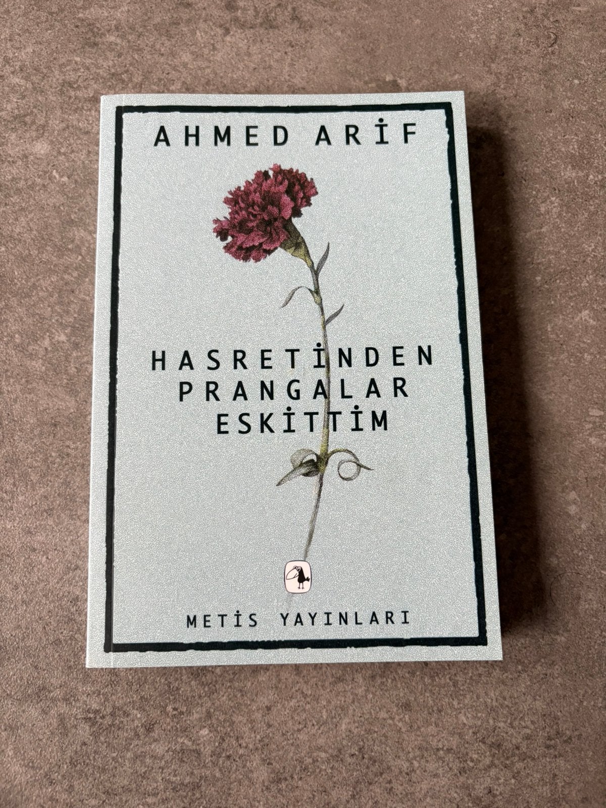 Ahmed Arif - Hasretinden prangalar eskittim, Ophalen of Verzenden, Zo goed als nieuw