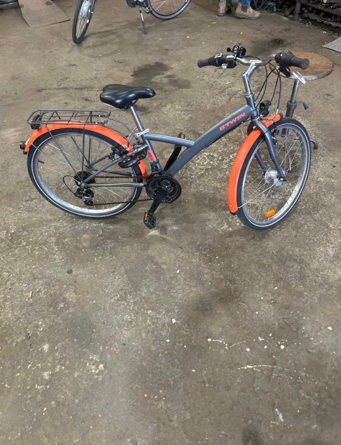 B’twin fiets oranje, Ophalen, Gebruikt, Staal, Cruiser