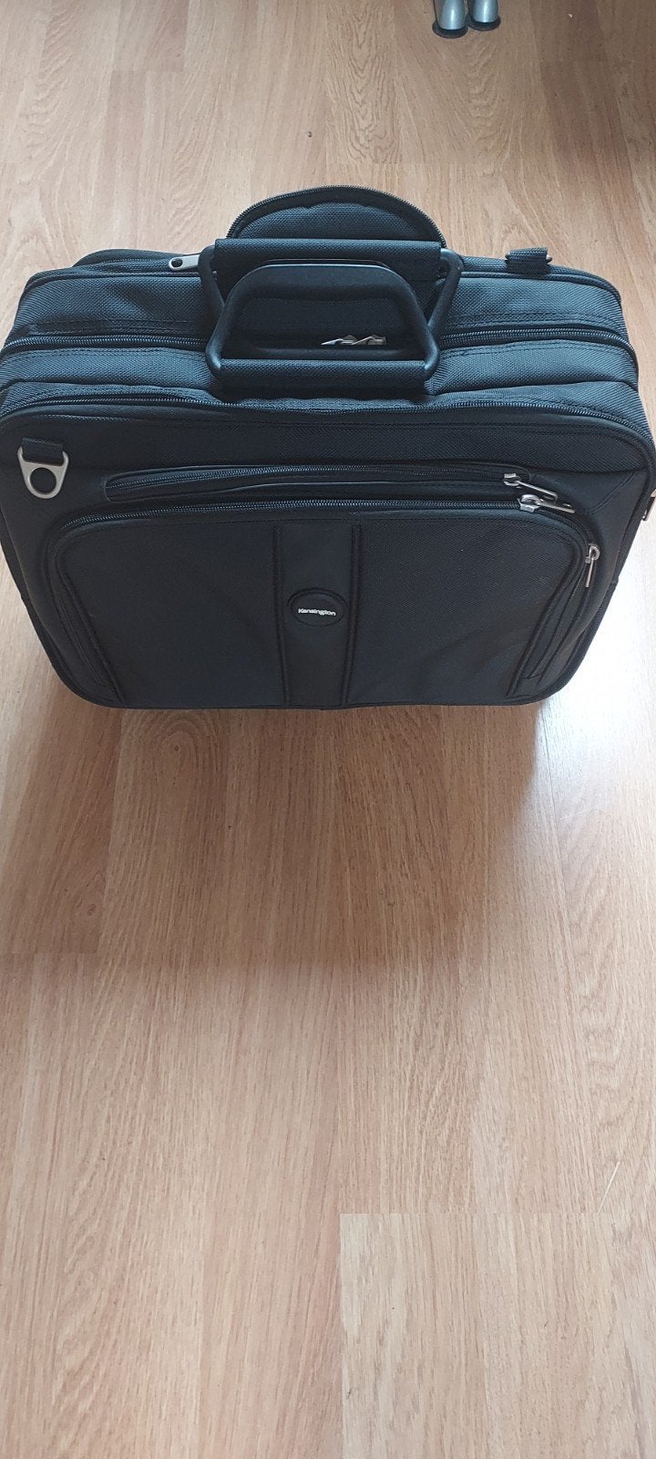tekoop  Laptop tas, Computers en Software, Laptoptassen, Ophalen of Verzenden, 17 inch of meer, Zwart, Gevoerd laptopvak