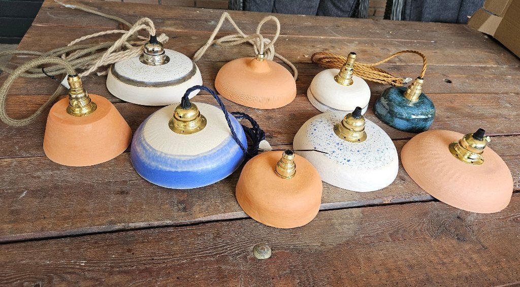 Diverse unieke aardewerk hanglampen (Japandi-stijl), Huis en Inrichting, Lampen | Hanglampen, Verzenden, Nieuw, Natuurlijk materiaal