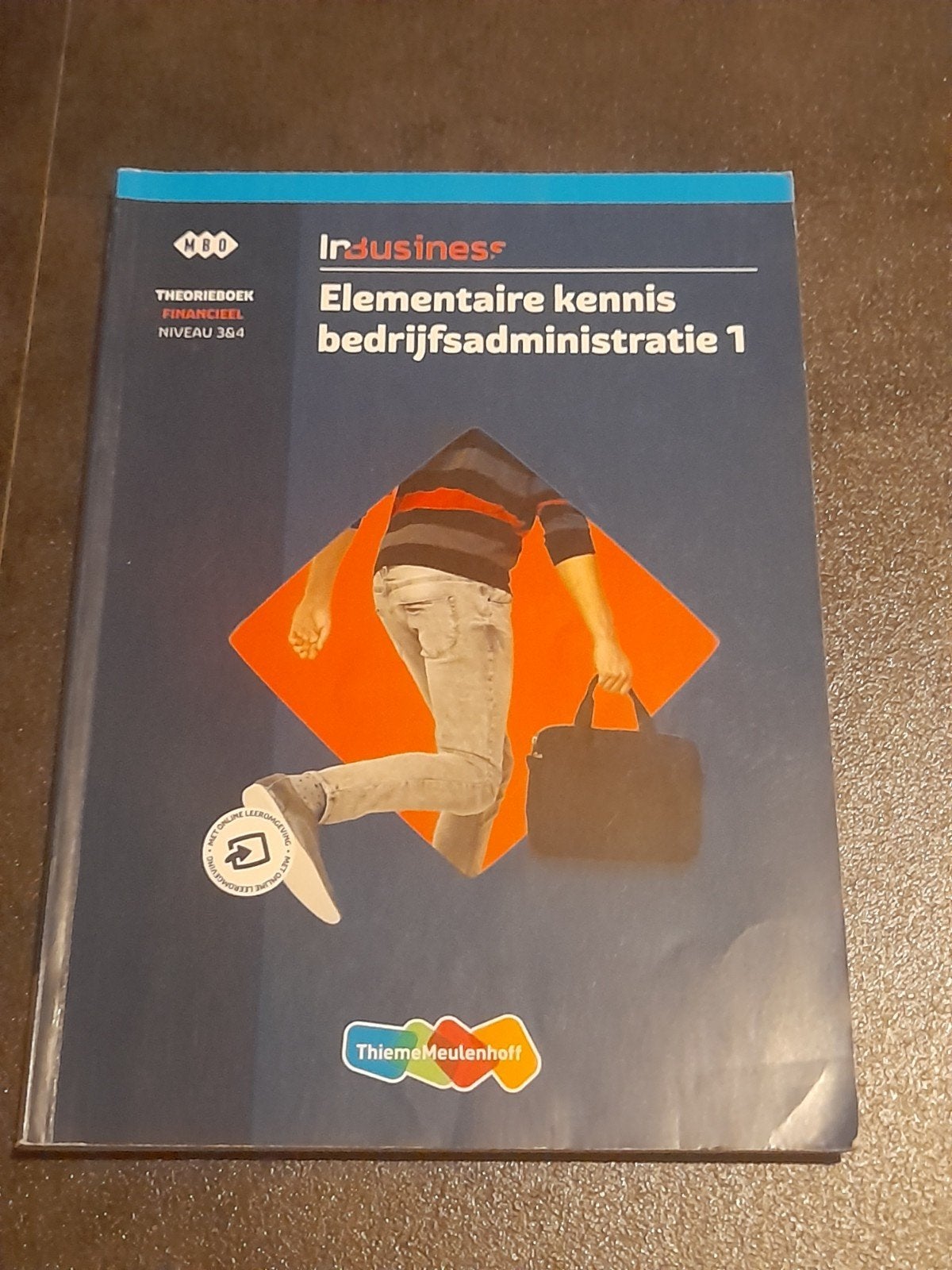 Elementaire kennis bedrijfsadministratie 1, Boeken, Ophalen of Verzenden, Gelezen, MBO