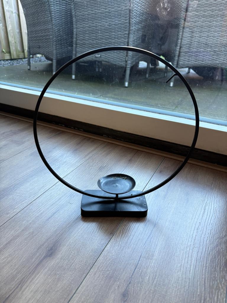 Decoratie standaard Intratuin - Zwart metaal, Ophalen of Verzenden, Zo goed als nieuw