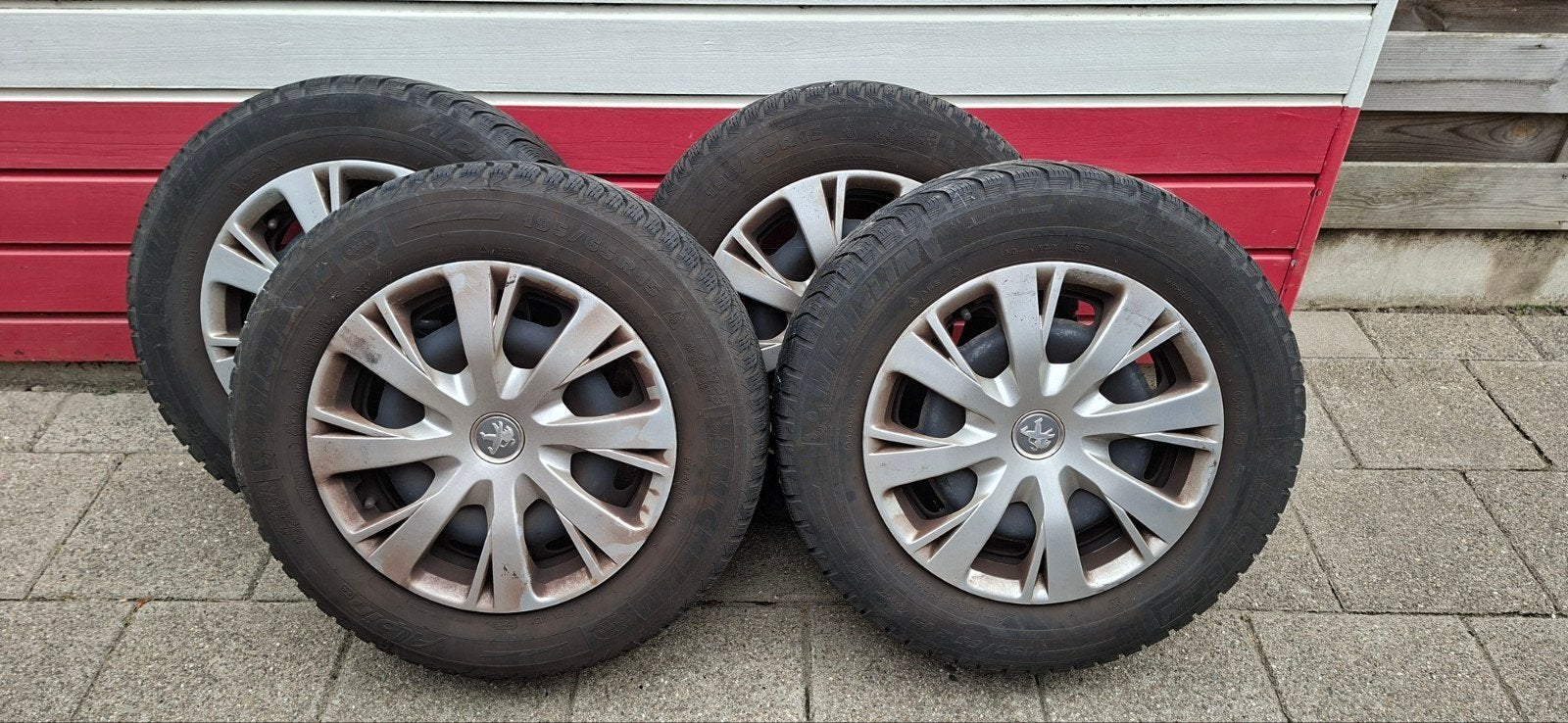 Set Winterwielen Peugeot, Ophalen