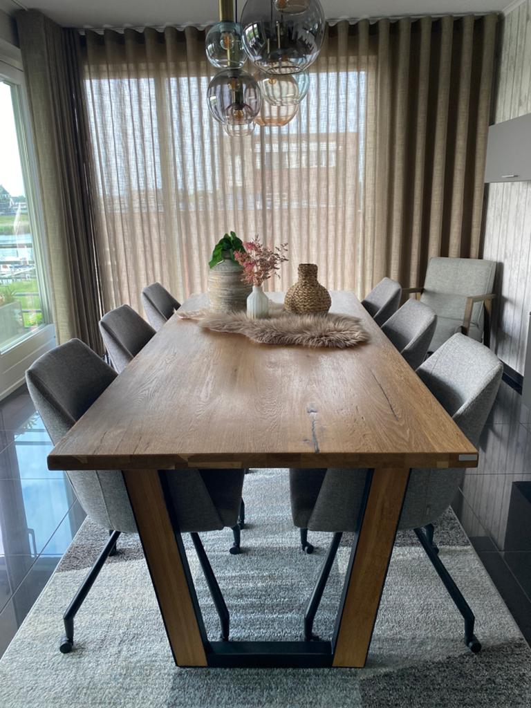 6 armstoelen met wielen met houten tafel, Ophalen, Zo goed als nieuw, 4 tot 6 stoelen