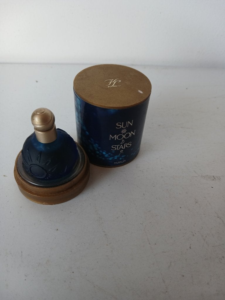 Sun, Moon & Stars PARFUM flacon 3.7 ml., Verzamelen, Parfumverzamelingen, Verzenden, Nieuw, Miniatuur, Gevuld